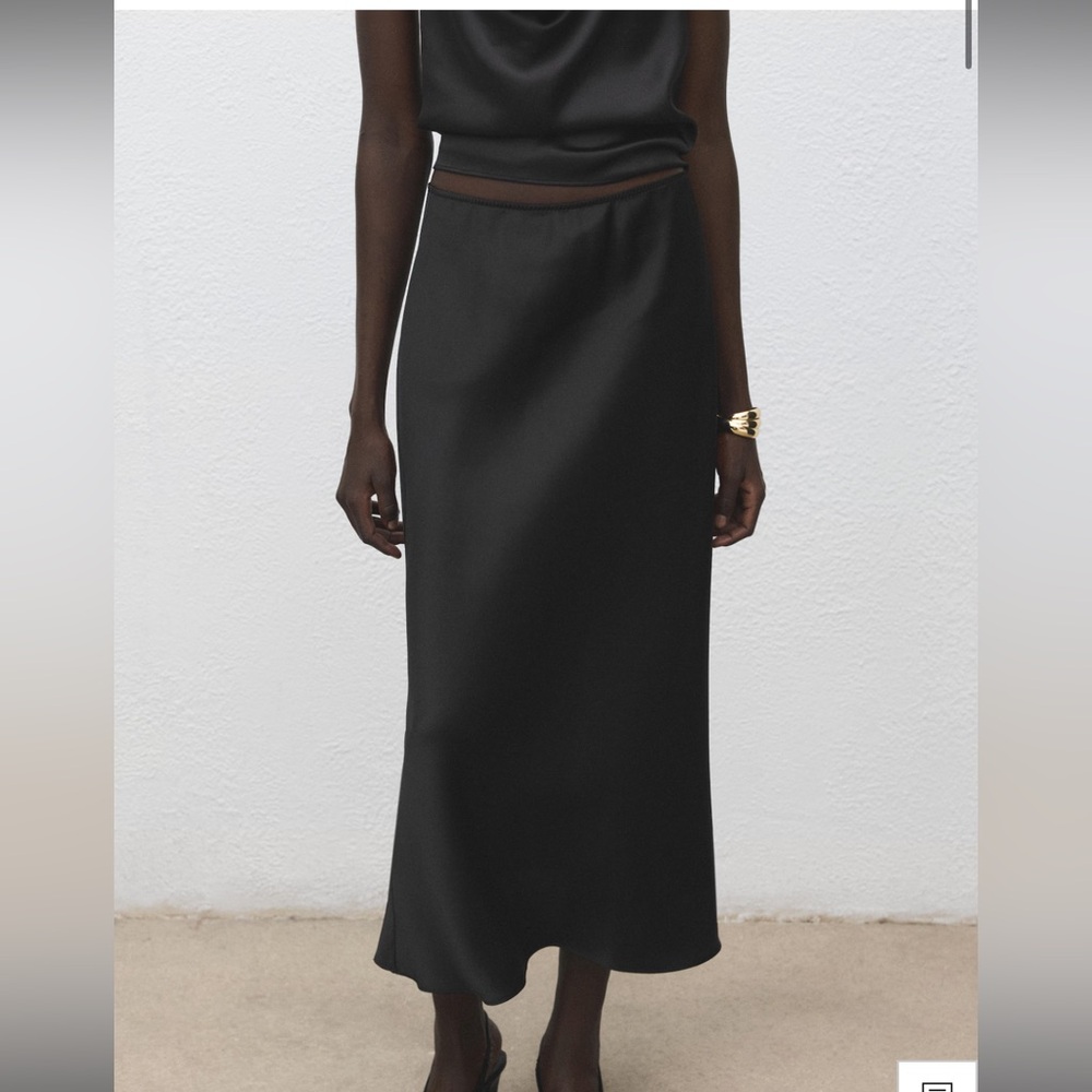 Mango satin like skirt